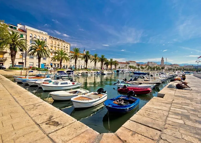 In With Balcony, Air Conditioning, W-lan, Washing Machine 4656-1 Apartament Split