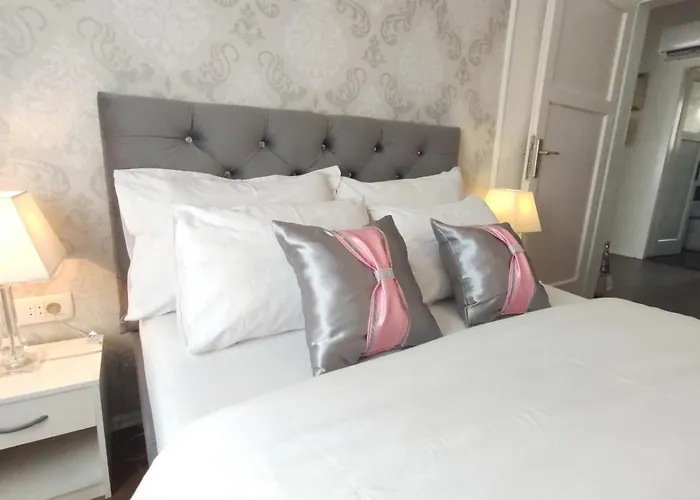 In With Balcony, Air Conditioning, W-lan, Washing Machine 4656-1 * Split