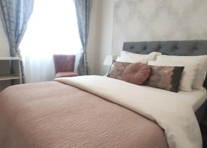 In With Balcony, Air Conditioning, W-lan, Washing Machine 4656-1 *