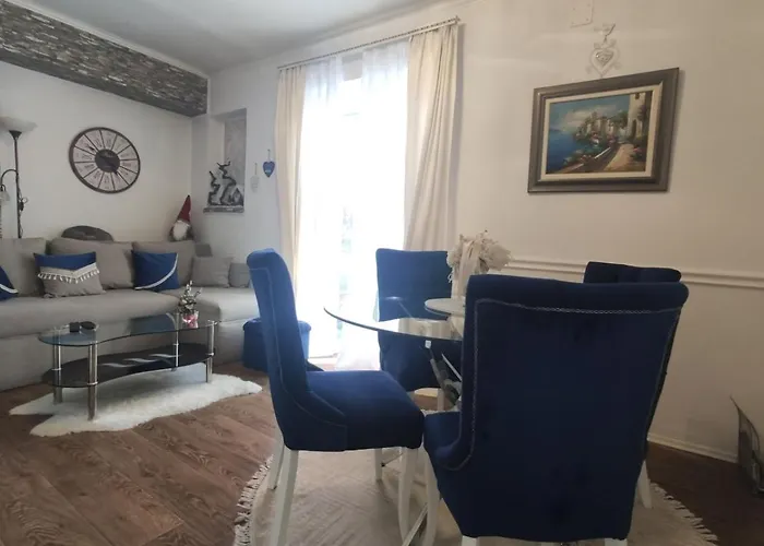 In With Balcony, Air Conditioning, W-lan, Washing Machine 4656-1 Split